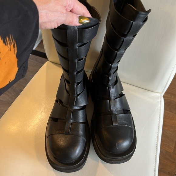 Jeffrey Campbell DOZING cut out chunky combat boot - Picture 6 of 12